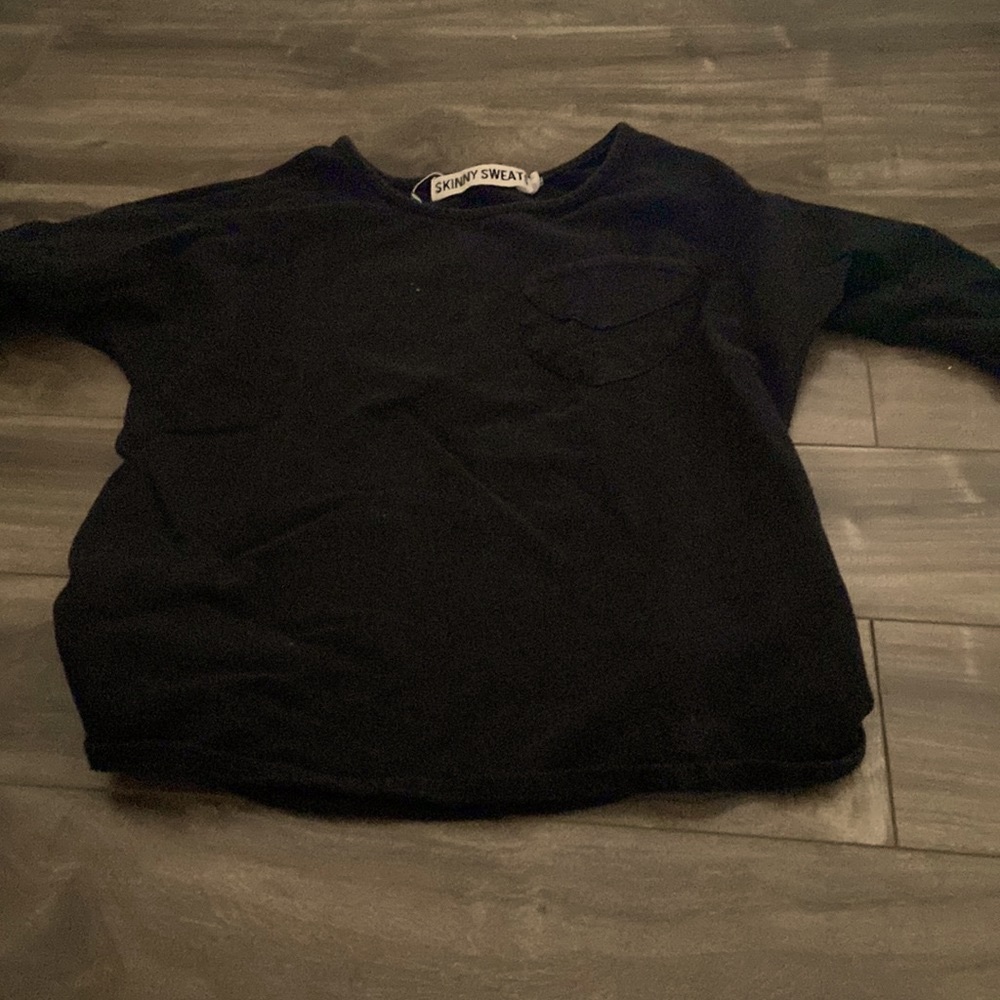 Its Okayok and its black and small